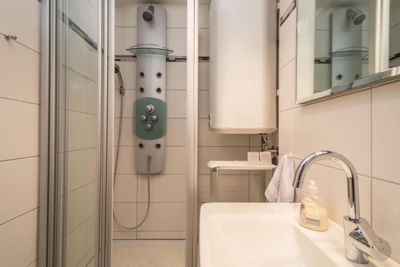 Ferienwohnung Am Schloss Heiligenborn 외부 사진
