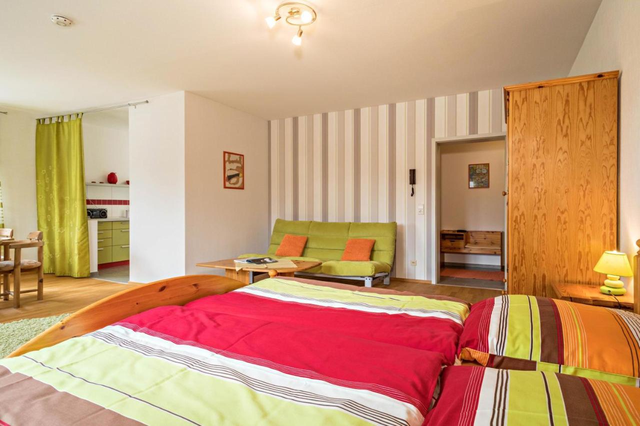 Ferienwohnung Am Schloss Heiligenborn 외부 사진