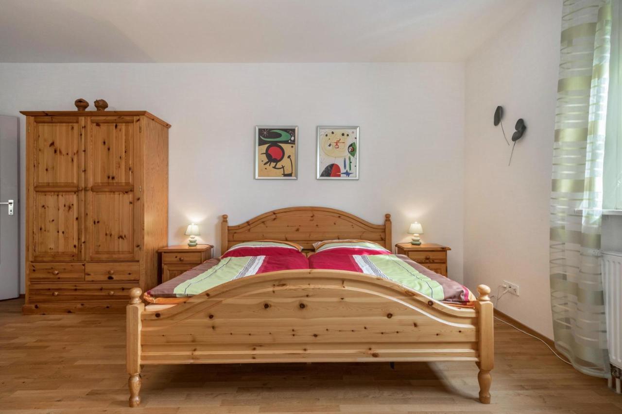 Ferienwohnung Am Schloss Heiligenborn 외부 사진